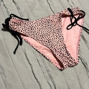 Bathing suit bottoms